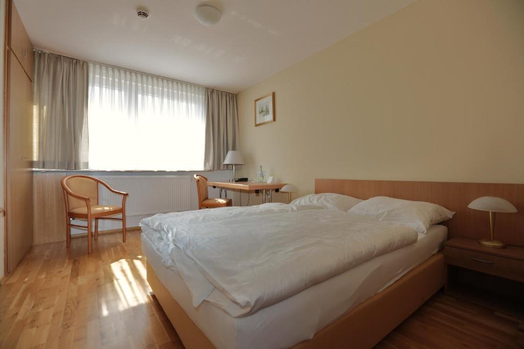 Hotel Am Rossberg Altenahr Δωμάτιο φωτογραφία